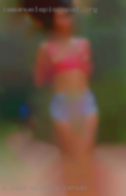I like to swap horny in Wichita, Kansas photos.