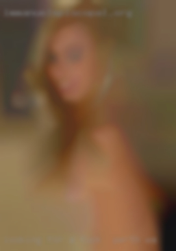 Looking for a down to fuck in Perth WA earth women.
